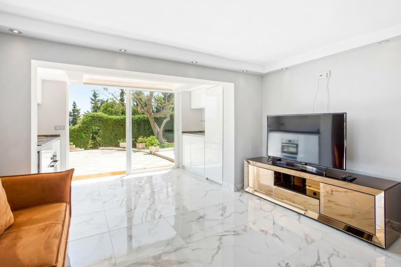 Luxury Villa Marbella With Nice Garden, Pool And Jacuzzi By Varenso Holidays Екстериор снимка