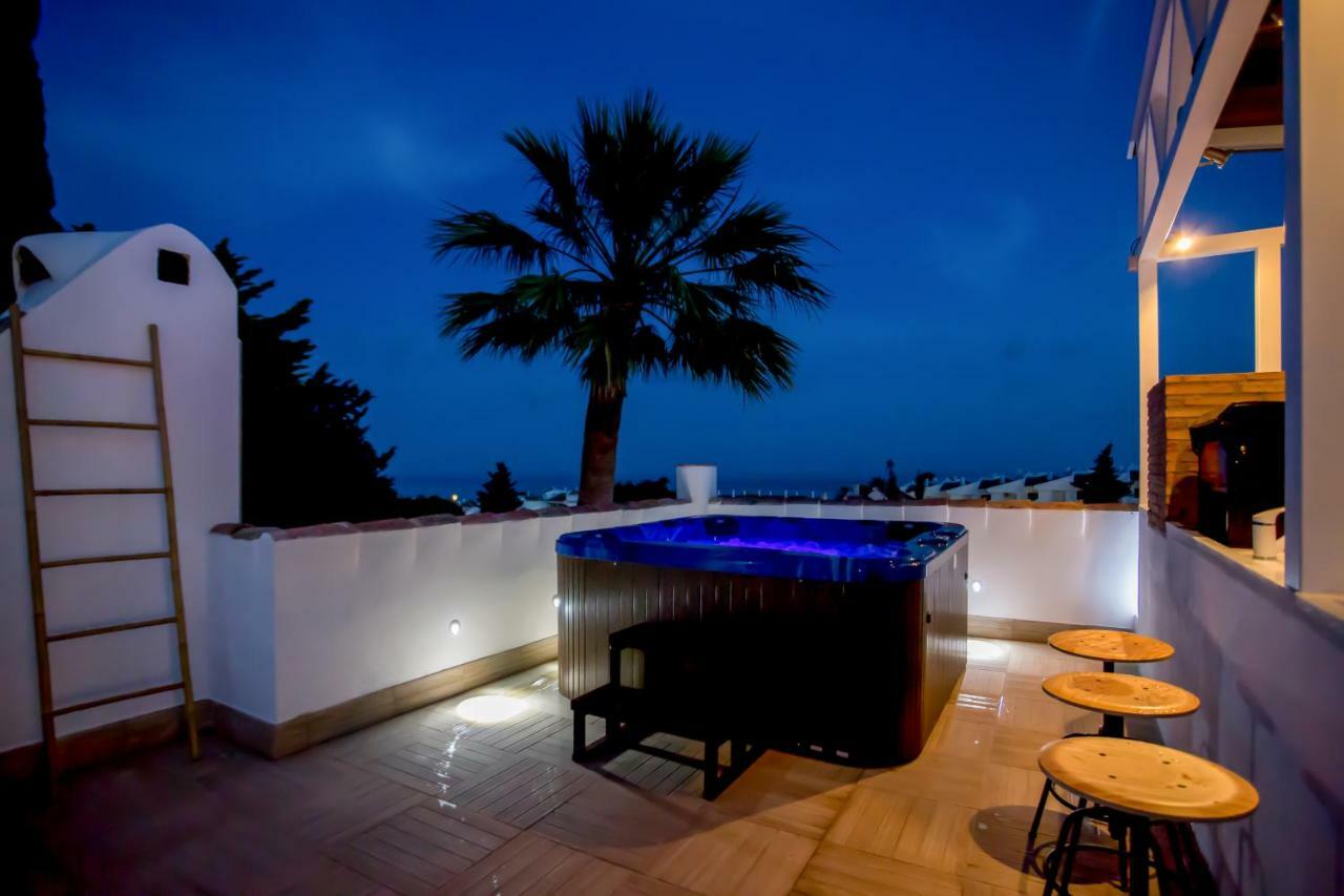 Luxury Villa Marbella With Nice Garden, Pool And Jacuzzi By Varenso Holidays Екстериор снимка