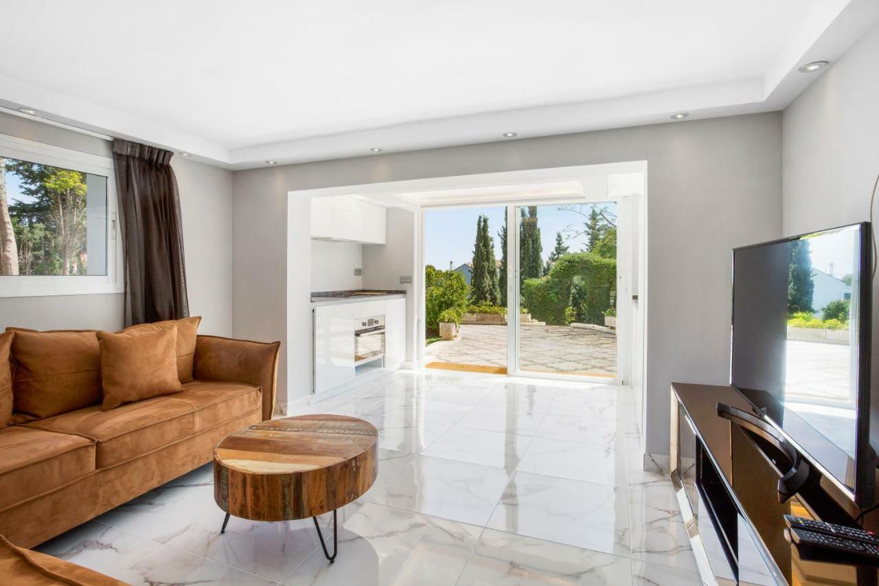 Luxury Villa Marbella With Nice Garden, Pool And Jacuzzi By Varenso Holidays Екстериор снимка